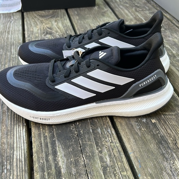 Adidas Men's Pureboost 5 Sneakers NIB - Picture 4 of 7